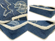 画像をギャラリービューアに読み込む, 極美品 CHANEL シャネル パッチワーク デニム ムートンショルダーバッグ ジャンボ 36cm エジプトライン 28番台 ブルー ゴールド金具 中古 4b009115