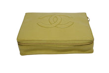 画像をギャラリービューアに読み込む, CHANEL シャネル ココマーク コスメポーチ 5番台 キャビアスキン マスタード ゴールド金具 極美品 中古 4b009133