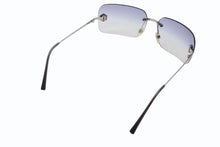画像をギャラリービューアに読み込む, CHANEL シャネル リムレス サングラス 4085 c.124/7B サイズ62□15 120 カメリア ココマーク ブルー 美品 中古 4b009145