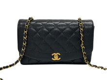 画像をギャラリービューアに読み込む, 極美品 CHANEL シャネル チェーンショルダーバッグ ダイアナ 25 マトラッセ キャビアスキン 3番台 ブラック ゴールド 中古 4b009158