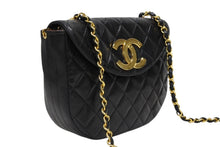 画像をギャラリービューアに読み込む, 極美品 CHANEL シャネル ハーフムーン チェーンショルダーバッグ 1番台 ココマーク ラムスキン ブラック ゴールド金具 中古 4b009161