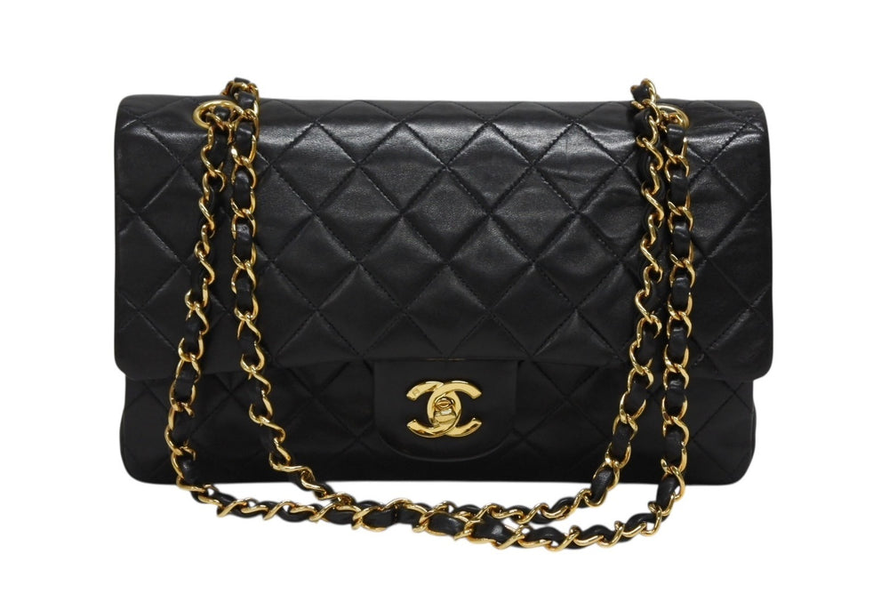 極美品 CHANEL シャネル マトラッセ25 Wフラップ Wチェーンショルダーバッグ 3番台 ラムスキン ココマーク ブラック ゴールド金具 中古 4b009163