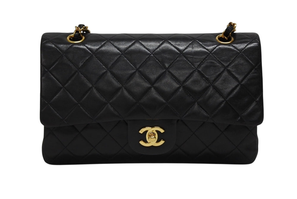 極美品 CHANEL シャネル マトラッセ25 Wフラップ Wチェーンショルダーバッグ 3番台 ラムスキン ココマーク ブラック ゴールド金具 中古 4b009163