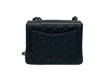 画像をギャラリービューアに読み込む, 極美品 CHANEL シャネル ミニマトラッセ ショルダーバッグ 5番台 ココマーク ラムスキン ネイビー ゴールド 美品 中古 4b009164