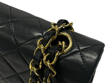 画像をギャラリービューアに読み込む, 極美品 CHANEL シャネル マトラッセ23 Wフラップ Wチェーンショルダーバッグ 2番台 ココマーク ラムスキン ブラック ゴールド金具 中古 4b009165