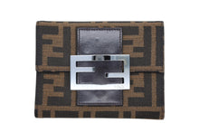 画像をギャラリービューアに読み込む, FENDI フェンディ 三つ折り財布 コンパクト財布 ズッカ柄 ナイロン キャンバス レザー ダークブラウン 美品 中古 4b009180