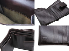 画像をギャラリービューアに読み込む, 極美品 FENDI フェンディ 二つ折り財布 ズッカ コンパクトウォレット イタリア製 キャンバス レザー ブラウン 中古 4b009182