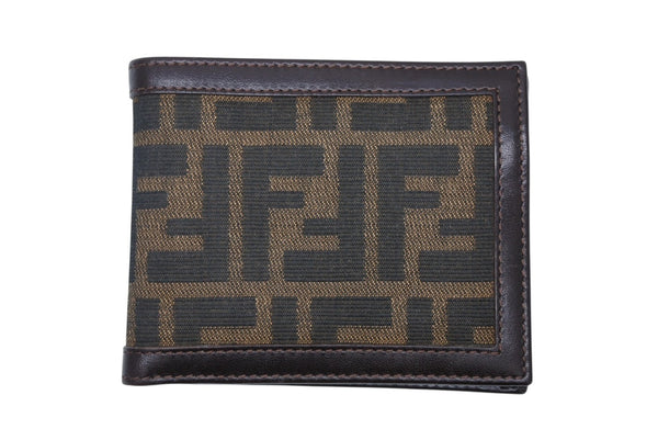 極美品 FENDI フェンディ ズッカ柄 二つ折り財布 コンパクトウォレット イタリア製 キャンバス レザー ブラウン 中古 4b009183