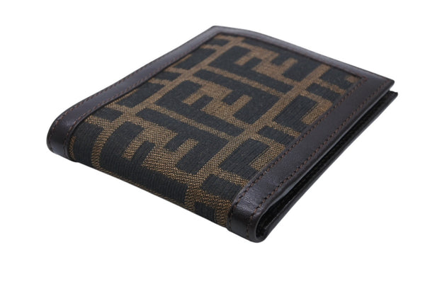 極美品 FENDI フェンディ ズッカ柄 二つ折り財布 コンパクトウォレット イタリア製 キャンバス レザー ブラウン 中古 4b009183