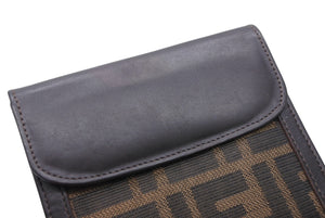 FENDI フェンディ ズッカ柄 二つ折り財布 コンパクトウォレット イタリア製 キャンバス レザー ブラウン 美品 中古 4b009184