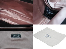 画像をギャラリービューアに読み込む, 極美品 PRADA プラダ 2WAYバッグ 5083 トライアングルロゴプレート ナイロン ファー ブラック シルバー金具 中古 4b009196