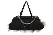 画像をギャラリービューアに読み込む, 極美品 PRADA プラダ 2WAYバッグ 5083 トライアングルロゴプレート ナイロン ファー ブラック シルバー金具 中古 4b009196