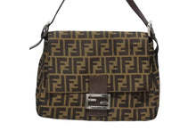 画像をギャラリービューアに読み込む, FENDI フェンディ ズッカ柄 マンマバケット ワンショルダーバッグ 26325 キャンバス レザー ブラウン シルバー金具 中古 4b009219