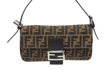画像をギャラリービューアに読み込む, 極美品 FENDI フェンディ マンマバケット ワンショルダーバッグ ズッカ柄 キャンバス レザー ブラウン シルバー金具 中古 4b009220