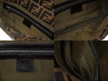 画像をギャラリービューアに読み込む, 極美品 FENDI フェンディ マンマバケット ワンショルダーバッグ ズッカ柄 キャンバス レザー ブラウン シルバー金具 中古 4b009220