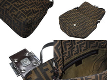 画像をギャラリービューアに読み込む, FENDI フェンディ マンマバケット ワンショルダーバッグ ズッカ柄 ブラウン キャンバス レザー シルバー金具 美品 中古 4b009230