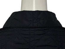 Load image into Gallery viewer, Christian Dior クリスチャンディオール キルティング ナイロンジャケット 313C509AC706 サイズ56 ネイビー シルク 美品 中古 4b009236