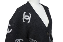 画像をギャラリービューアに読み込む, 極美品 CHANEL シャネル アンサンブル カーディガン ココマーク 22A P72997K10494 カシミア グレー シルバー サイズ34 中古 4b009250