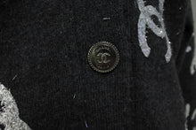 画像をギャラリービューアに読み込む, 極美品 CHANEL シャネル アンサンブル カーディガン ココマーク 22A P72997K10494 カシミア グレー シルバー サイズ34 中古 4b009250