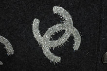 画像をギャラリービューアに読み込む, 極美品 CHANEL シャネル アンサンブル カーディガン ココマーク 22A P72997K10494 カシミア グレー シルバー サイズ34 中古 4b009250