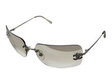 画像をギャラリービューアに読み込む, CHANEL シャネル リムレス サングラス 4017-D c.159/6I サイズ62□14 120 ココマーク ラインストーン メタル シルバー 美品 中古 4b009271