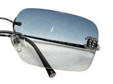 画像をギャラリービューアに読み込む, 極美品 CHANEL シャネル リムレス サングラス 4017-D c.124/55 サイズ62□17 120 ココマーク ラインストーン ブルー 中古 4b009273