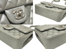画像をギャラリービューアに読み込む, CHANEL シャネル ミニマトラッセ19 Sフラップ Sチェーンショルダーバッグ 16番台 ココマーク ラムスキン シルバー シルバー金具 美品 中古 4b009282