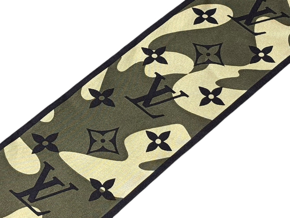 Very good condition LOUIS VUITTON Takashi Murakami Bandeau Monogram Moflage M74223 Scarf Twilly Silk Used 4b009288