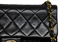 画像をギャラリービューアに読み込む, CHANEL シャネル ミニマトラッセ20 ショルダーバッグ 1番台 A01163 ブラック ラムスキン ゴールド金具 美品 中古4b009325