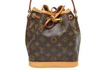 画像をギャラリービューアに読み込む, LOUIS VUITTON ルイヴィトン ミニノエ ハンドバッグ M42227 モノグラム PVC レザー ブラウン ゴールド金具 美品 中古 4b009358