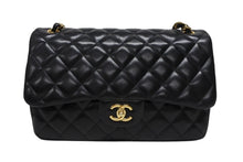画像をギャラリービューアに読み込む, 極美品 CHANEL シャネル デカマトラッセ 30 Wフラップ Wチェーンショルダーバッグ 15番台 ラムスキン ココマーク ゴールド金具 中古 4b009369