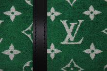 画像をギャラリービューアに読み込む, 新品同様 LOUIS VUITTON ルイヴィトン パピヨン26 モノグラム ジャガード ベルベット ハンド バッグ グリーン M46206 中古 4b009374