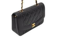 画像をギャラリービューアに読み込む, 極美品 CHANEL シャネル マトラッセ23 ダイアナ ショルダーバッグ A01165 レザー ラムスキン 2番台 ゴールド金具 ブラック 中古 4b009377
