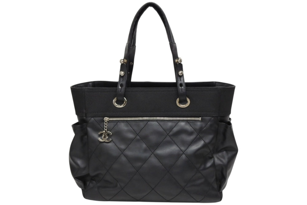 新品同様 CHANEL シャネル パリビアリッツ トートバッグMM ココマーク A34209 コーティングキャンバス レザー シルバー金具 中古 4b009506