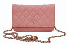 画像をギャラリービューアに読み込む, 極美品 CHANEL シャネル クラシック マトラッセ チェーンウォレット ショルダーバッグ ランダム番台 キャビアスキン ブラック 中古 4b009542