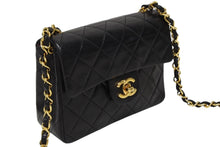 画像をギャラリービューアに読み込む, 極美品 CHANEL シャネル ミニマトラッセ チェーンショルダーバッグ ココマーク 1番台 ラムレザー ブラック ゴールド金具 中古 4b009553