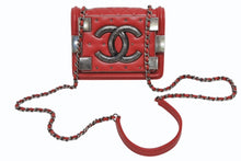 画像をギャラリービューアに読み込む, 極美品 CHANEL シャネル マトラッセ ボーイシャネル ボーイブリック ショルダーバッグ ラムスキン レッド アンティークシルバー金具 中古 4b009554