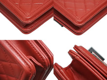 画像をギャラリービューアに読み込む, 極美品 CHANEL シャネル マトラッセ ボーイシャネル ボーイブリック ショルダーバッグ ラムスキン レッド アンティークシルバー金具 中古 4b009554