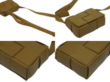 画像をギャラリービューアに読み込む, 新品同様 BOTTEGAVENETA ボッテガヴェネタ キャンディカセット ショルダーバッグ マキシイントレチャート ブラウン 中古 4b009557