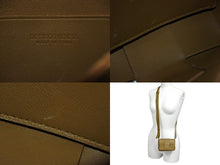 画像をギャラリービューアに読み込む, 新品同様 BOTTEGAVENETA ボッテガヴェネタ キャンディカセット ショルダーバッグ マキシイントレチャート ブラウン 中古 4b009557