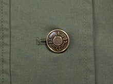 画像をギャラリービューアに読み込む, Christian Dior クリスチャンディオール ノースリーブジャケット 3P12022040 サイズ38 ラインストーン カーキ ガリアーノ期 美品 中古 4b009568