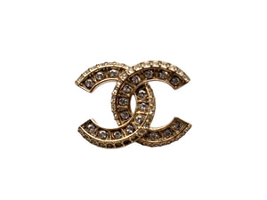Very Good Condition CHANEL Coco Mark Earrings Accessories Both Ears A18V Engraved 4.8g Rhinestone GP Gold Used 4b009593