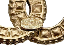 Load image into Gallery viewer, 極美品 CHANEL シャネル ココマーク ピアス アクセサリー 両耳 A18V刻印 4.8g ラインストーン GP ゴールド 中古 4b009593