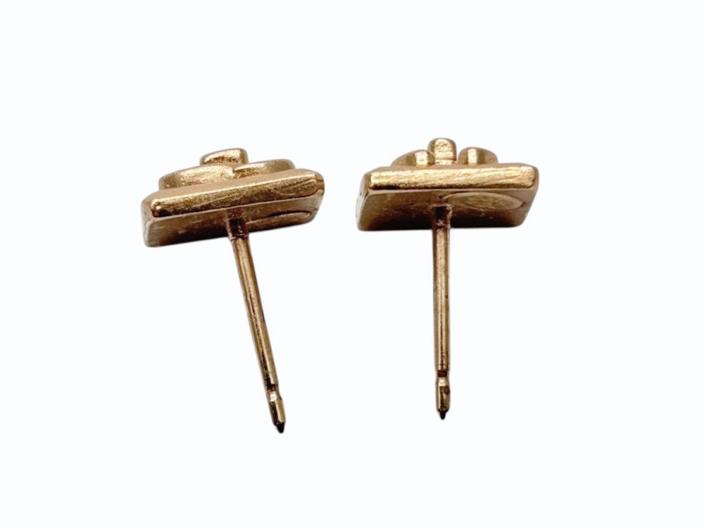 極美品 CHANEL シャネル ココマーク ピアス 重量約2.0g 02A刻印 ターンロック マットゴールド メタル GP 両耳用 中古 4b009594