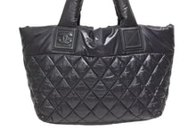 画像をギャラリービューアに読み込む, 極美品 CHANEL シャネル コココクーン スモールトート ハンドバッグ A48610 17番台 ココマーク ブラック シルバー金具 中古 4b009618