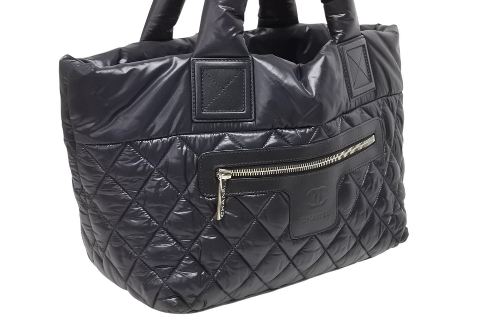 極美品 CHANEL シャネル コココクーン スモールトート ハンドバッグ A48610 17番台 ココマーク ブラック シルバー金具 中古 4b009618