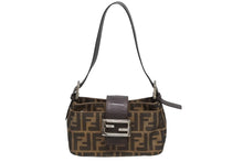 画像をギャラリービューアに読み込む, FENDI フェンディ ズッカ柄 セミショルダーバッグ FFロゴ 26723 キャンバス レザー ブラウン シルバー金具 美品 中古 4b009633