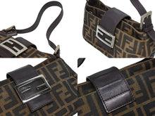画像をギャラリービューアに読み込む, FENDI フェンディ ズッカ柄 セミショルダーバッグ FFロゴ 26723 キャンバス レザー ブラウン シルバー金具 美品 中古 4b009633