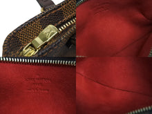 Load image into Gallery viewer, 極美品 LOUIS VUITTON ルイヴィトン マノスクGM ポーチ N51120 ダミエ エベヌ PVC レザー ゴールド金具 中古 4b009636