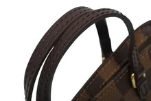 Load image into Gallery viewer, 極美品 LOUIS VUITTON ルイヴィトン マノスクGM ポーチ N51120 ダミエ エベヌ PVC レザー ゴールド金具 中古 4b009636